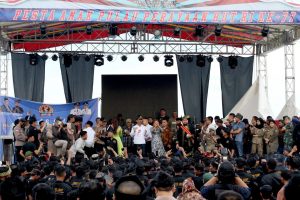 Pesta Anak Pulau Semarak, Rudi Apresiasi Semangat Warga Pesisir Peringati HUT ke-77 RI