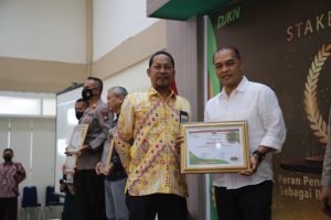 BP Batam Borong Penghargaan Stakeholders Award KPKNL 2022