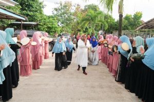Tegar Hadapi Segala Sesuatu, Wagub Marlin Buka Pembinaan Akhlak Mulia di Batamkota