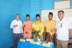 Pastikan Pilkades Serentak Berjalan Lancar, Bupati dan Wakil Bupati Natuna Tinjau Proses Pemilihan Di Sejumlah Desa