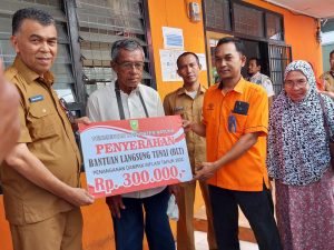 Salurkan BLT, Bupati Natuna Inginkan Data Akurat Agar Program Tetap Sasaran.