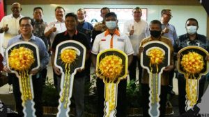 Wakil Ketua DPRD Kepri Hadiri Penyerahan Kendaraan Hibah ke Ormas dan Yayasan di Batam
