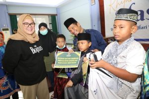 Hadiri Khitanan Massal BP Batam, Marlin Puji Batam Bangkit oleh Semangat Kolaborasi