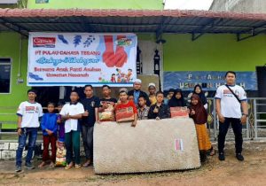 PT Pulau Cahaya Terang Berbagi Kebahagian dengan Anak Panti Asuhan Uswatun Hasanah