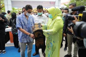 Menteri Sandiaga Puji Kerja Wagub Marlin,  Langsung Beri Dukungan