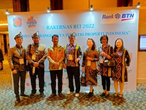 DPP REI Beri Rudi Penghargaan, Sukses Bangun Infrastruktur dan Percepat Perizinan