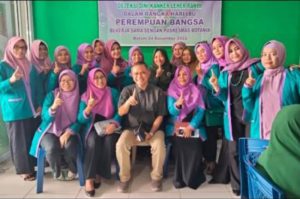 Rayakan Hari Ibu, Perempuan Bangsa Batam Lakukan Periksa Kesehatan Gratis