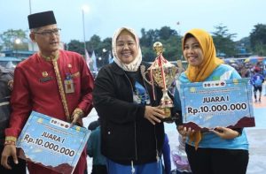 Tutup Turnamen Voli, Marlin Ingin Sikap Sportif dan Persahabatan Jadi Teladan