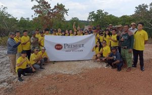 Peringati Hari Lingkungan Hidup, Best Western Premier Panbil Tanam Bakau di Pulau Sembur Barelang