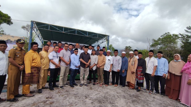 Bupati dan Wakil Bupati Natuna Hadiri Peletakan Batu Pertama Pembangunan Masjid Jabal Tursina
