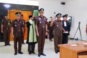 Kajari Natuna Lantik Kacabjari Terempa dan Kasi Pidsus
