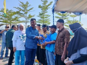 Kepala BP Batam Distribusikan 4.340 Paket Sembako Bersubsidi ke Warga Kecamatan Belakangpadang