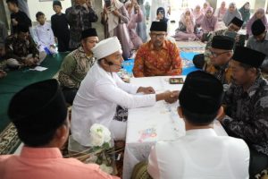 Ketua DPRD Batam Nuryanto Jadi Saksi Pernikahan