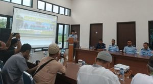 Berbuka Puasa Bersama Anggota PWI Natuna, Danlanud Raden Sadjad Perkenalkan Gedung VIP Graha Serasan