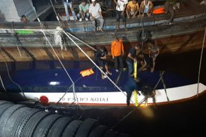 Bakamla RI Bantu Evakuasi Korban Kapal SB Evelyn Calisca 01, 11 Orang Penumpang Meninggal Dunia