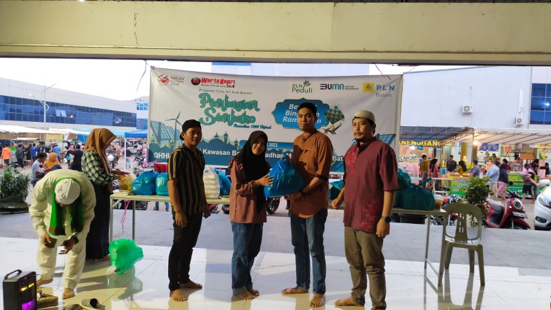 Bersama Kepri Media Group, PLN Batam Salurkan 50 Paket Sembako