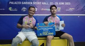 Atlet Badminton Sekretariat DPRD Batam Juarai Batam Madani Cup 2023