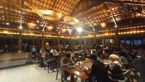 Panbil Hospitality Luncurkan Kayu Merah Restaurant, Suguhkan Sensasi Makan Malam di Tengah Hutan Panbil