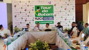 Perdana Digelar Tour de Batam Diikuti Ratusan Pesepeda Mancanegara