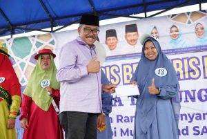 Hadiri Lomba Gerak Jalan Permata Kelurahan Tanjungpiayu, Jefridin Katakan Ini Bentuk Dukungan Terhadap Germas