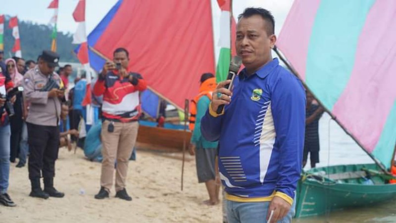 Dibuka Bupati Lingga, Lomba Sampan Layar di Desa Kote Lestarikan Budaya Tradisional