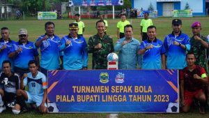 Turnamen Sepak Bola Bupati Lingga 2023 di Dabo Singkep Resmi Dibuka