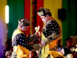 Wakapolri Komisaris Jenderal Polisi Agus Andrianto Dianugerahi Gelar Adat Melayu Tertinggi Kesultanan Riau-Lingga