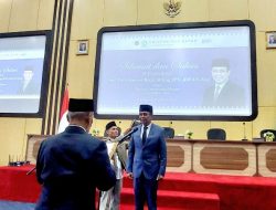 Profesor Samsul Rizal Resmi Jabat Rektor Universitas Batam