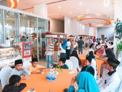 Promo Berbuka Puasa Akhir Ramadan di HARRIS Hotel Batam Center: Beli 5 Gratis 1 dan Tersedia Hampers Spesial Lebaran