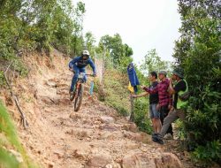 Kepri Borong Juara Nomor Enduro Men Junior di Kejurnas Balap Sepeda MTB 2024