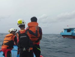 Terombang-ambing di Laut, Tim SAR Natuna Evakuasi 5 Orang ABK KM. Hanjaya I