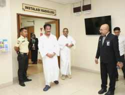 Datang Lebih Awal, Muhammad Rudi – Aunur Rafiq Jalani Pemeriksaan Kesehatan di RSUD Raja Ahmad Tabib