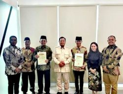 Kunjungan ke Batam, Prabowo Serahkan Surat Rekomendasi Pilkada Pasangan Ansar-Nyanyang dan Amsakar-Li Claudia