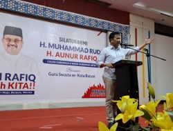 Yel-yel Rudi-Rafiq Gubernur Kepri Bergemuruh, Ribuan Guru Swasta Kota Batam Dukung 2R