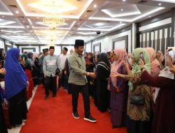 Pilgub Kepri 2024, Ibu-ibu Majelis Taklim Kota Batam Komitmen Dukung Rudi – Rafiq