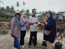 Gerak Cepat, Relawan Awe-Bisa Bantu Korban Kebakaran