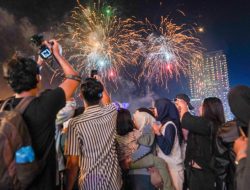 Masyarakat Diajak Jaga Kebersamaan Songsong 2025, Kenduri Akhir Tahun di Kota Batam Berlangsung Spektakuler 