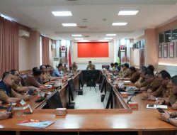 Prosesi Adat Siap Sambut Kedatangan Bupati dan Wakil Bupati Natuna