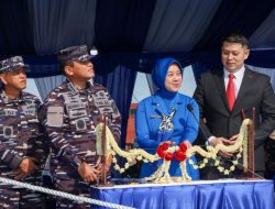 Kasal Laksamana TNI Muhammad Ali Luncurkan Kapal Korvet KRI Bung Hatta – 370 di Batam, Perkuat Jajaran Koarmada II