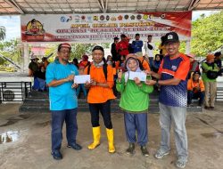 Sambut Lebaran Idul Fitri, Batam Folding Bike Berbagi dengan Pasukan Penyapu Jalan