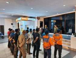 Tim Gabungan Terus Tertibkan Reklame Liar di Batam