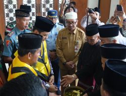 Dilepas Sekda, 57 Jamaah Haji Natuna Bertolak Menuju Batam, Terbang ke Makkah 3 Mei