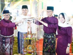 Amsakar Achmad-Li Claudia Chandra Buka MTQH XXXIII Kota Batam