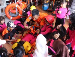 Mengenal Dunia SAR Sejak Dini, TK 004 Bunguran Timur Kunjungi Basarnas Natuna