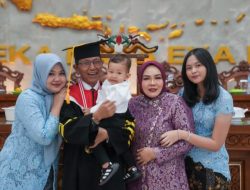 Dari Pinggiran Lingga ke IPDN: Amsakar Raih Gelar Doktor, Buktikan Mimpi Anak Daerah