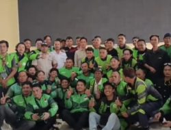 Usai Bertemu Wapres Gibran, Ratusan Ojol Batam Pulang Bawa Sembako