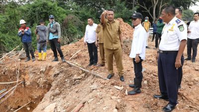 Amsakar Tuntaskan Banjir di Simpang Helm Legenda, Bangun Box Culvert hingga Peningkatan Jalan