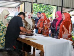 Erlita Amsakar Boyong 12 Pembatik Batam Belajar ke Yogyakarta