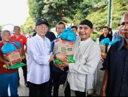 Salurkan 3.800 Paket Sembako dari Utama Group, Amsakar: Kepedulian Dunia Usaha Bantu Jaga Stabilitas Harga Jelang Lebaran