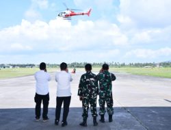 Sinergi TNI AU dan Pemda, Helikopter BNPB Diterjunkan Padamkan Karhutla di Natuna